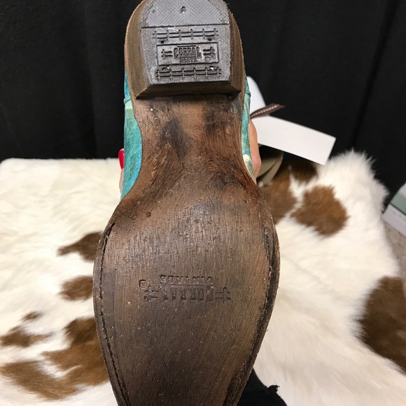 Sold Out! 5🌟Rated!! Size 7 Corral Turquoise Boot - Picture 6 of 8